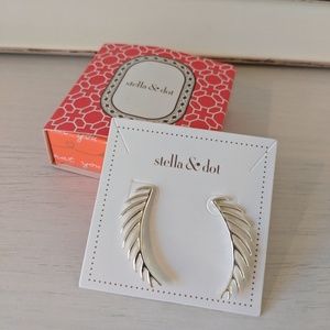 Stella & Dot Haven ear climbers